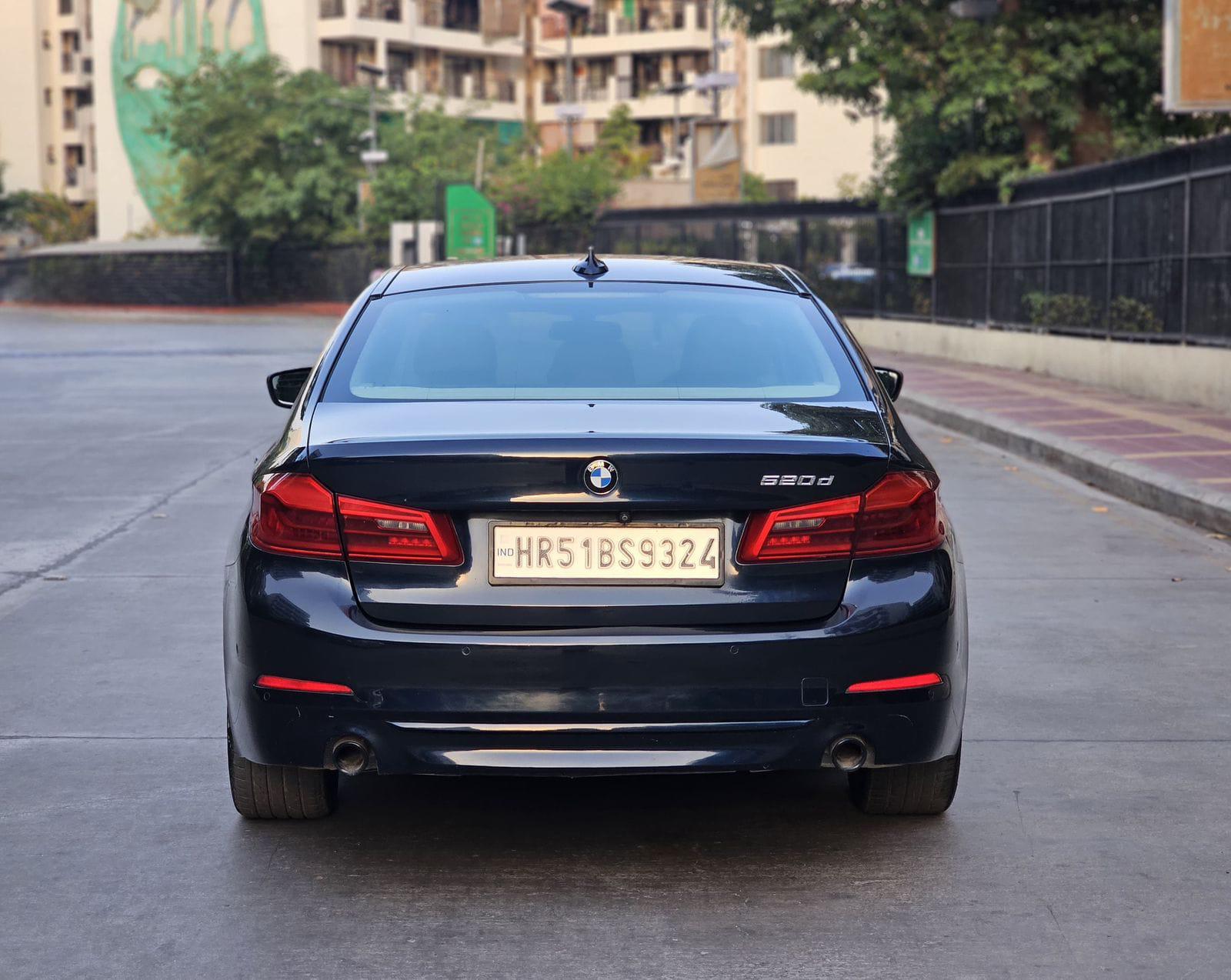 Car Image 7
