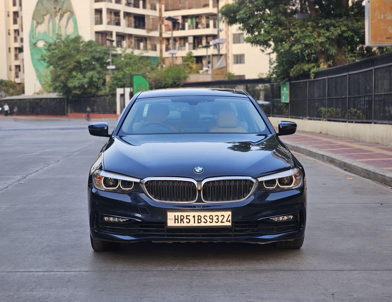 Car Image 9