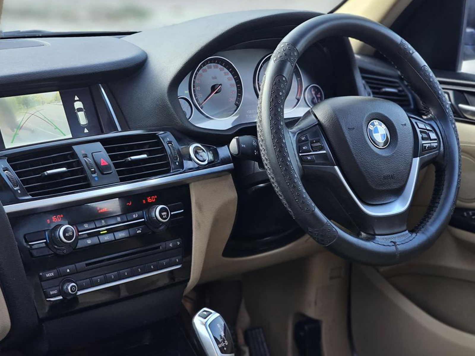 Car Image 38
