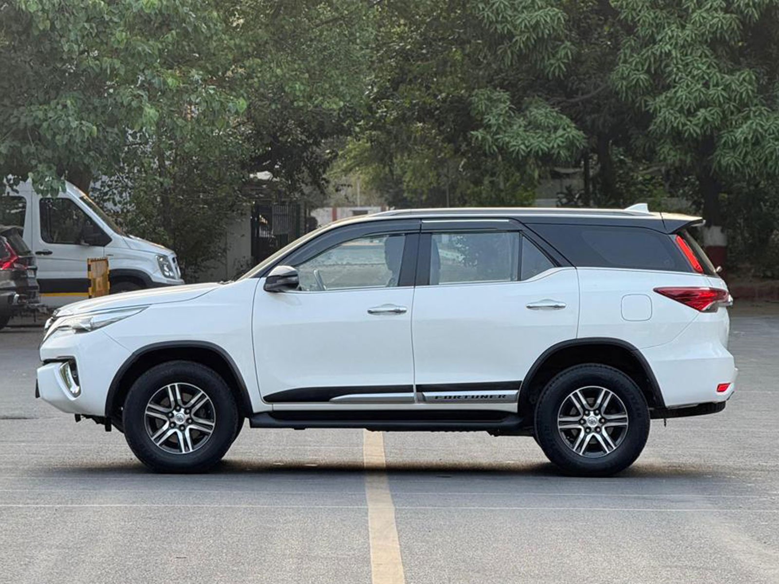 Car Image 70