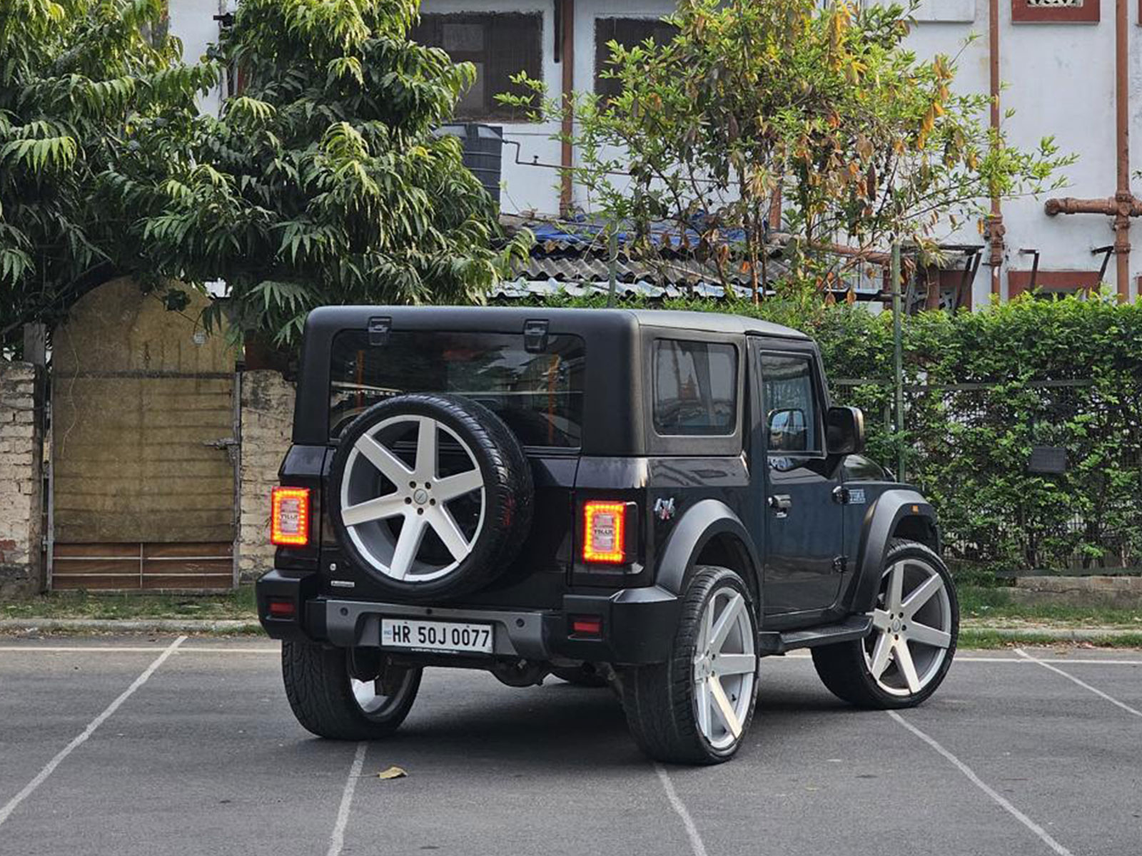 Car Image 80